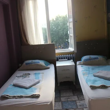 Hostal Castle *